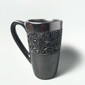 Doña Rosa Barro Negro Mug